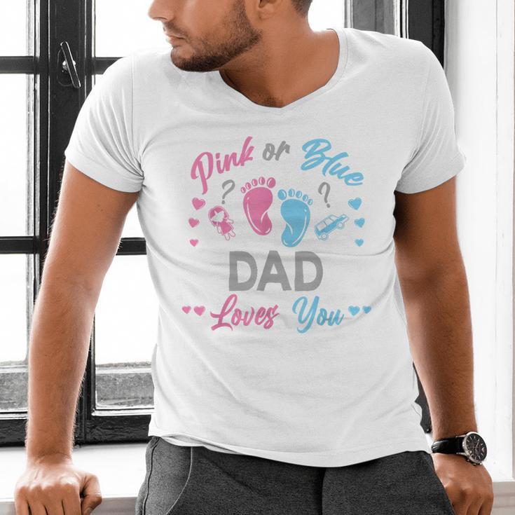 Pink Or Blue Dad Loves You Gender Reveal Men's V-Neck T-Shirt