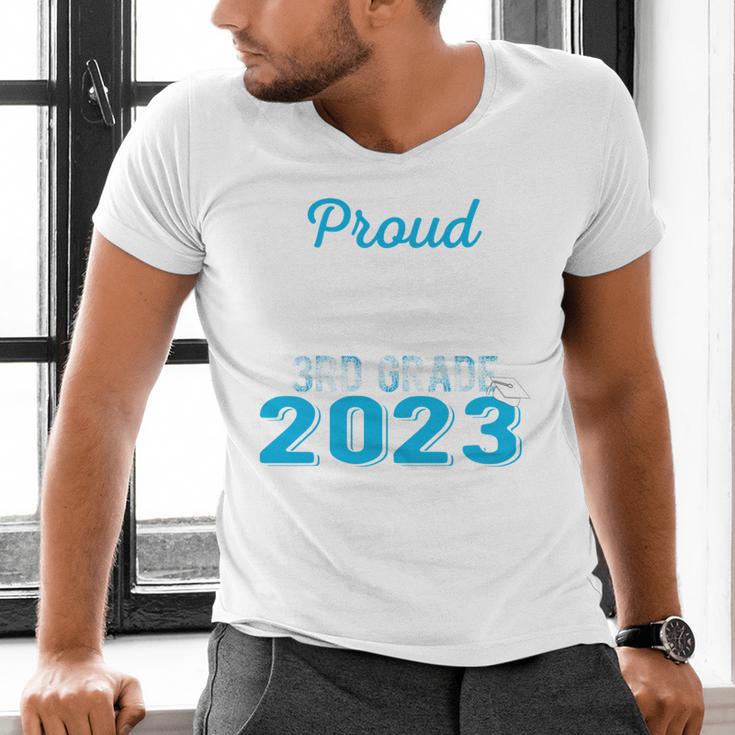 Proud Nephew Of 3rd Grade Graduate 2023 Graduation Family Men's V-Neck T-Shirt