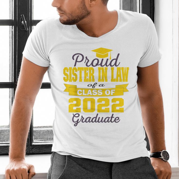 Proud Sister In Law Of 2022 Graduate Class 2022 Graduation Men's V-Neck T-Shirt
