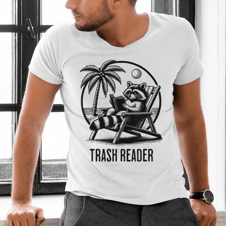 Raccoon Reading Books Summer Humor Trash Reader Men's V-Neck T-Shirt