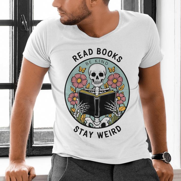 Reader Skeleton Read Books Be Kind Stay Weird Men's V-Neck T-Shirt