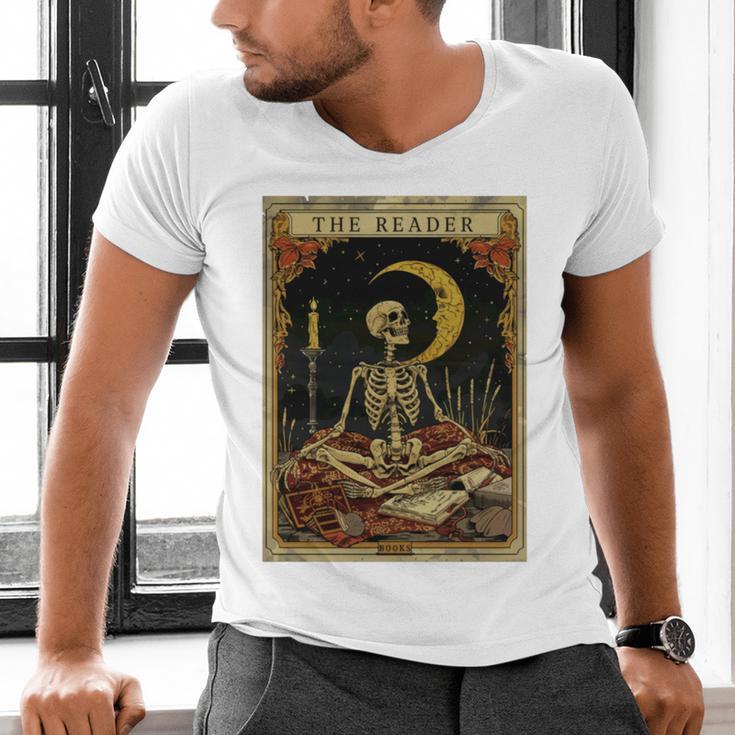The Reader Tarot Card Book Lover Skeleton Art Goth Style Men's V-Neck T-Shirt The Reader Tarot Card Book Lover Skeleton Art Goth Style Men's V-Neck T-Shirt