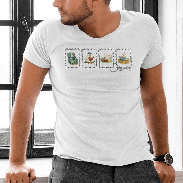 Reading Silly Goose Teacher Bookish Librarian Book Lover Men's V-Neck T-Shirt