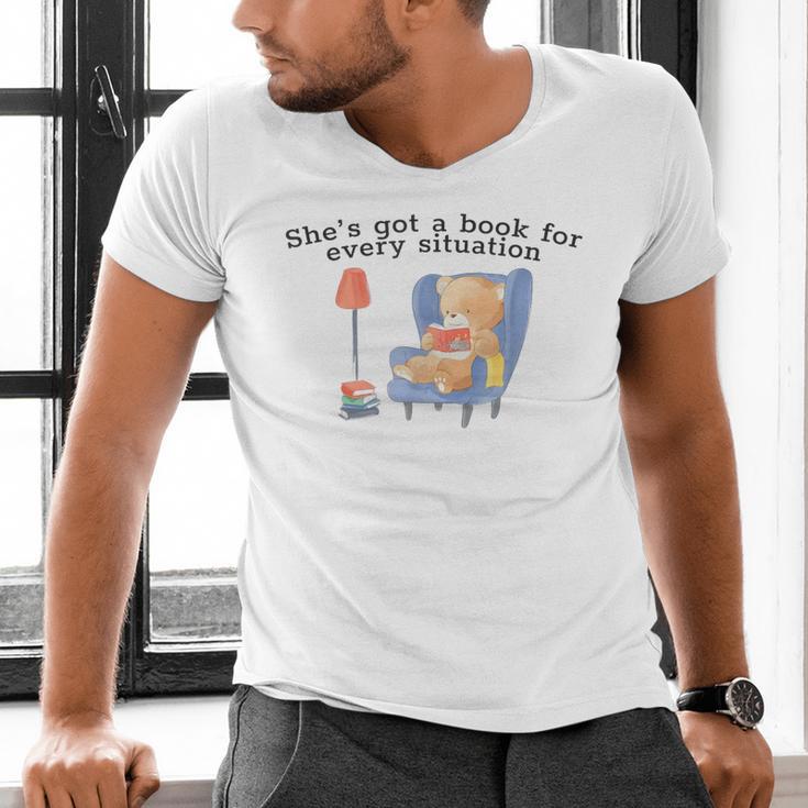 She's Got A Book For Every Situation Men's V-Neck T-Shirt