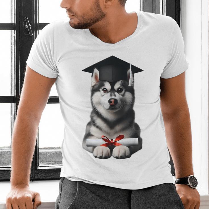 Siberian Husky Dog Graduation Cap Training School Graduate Men Women Kids Men's V-Neck T-Shirt