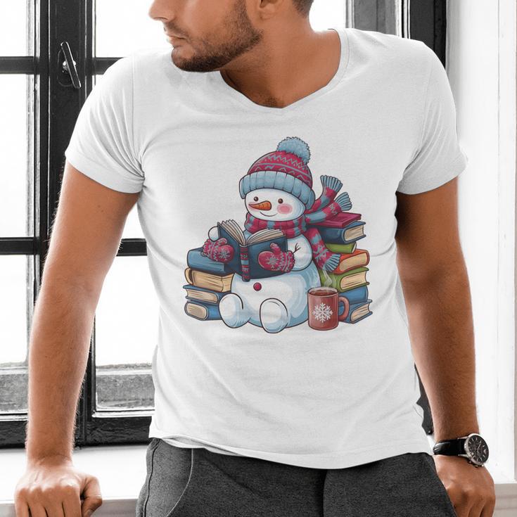 Snowman Reading Book Lovers Christmas Bookworm Librarian Men's V-Neck T-Shirt Snowman Reading Book Lovers Christmas Bookworm Librarian Men's V-Neck T-Shirt