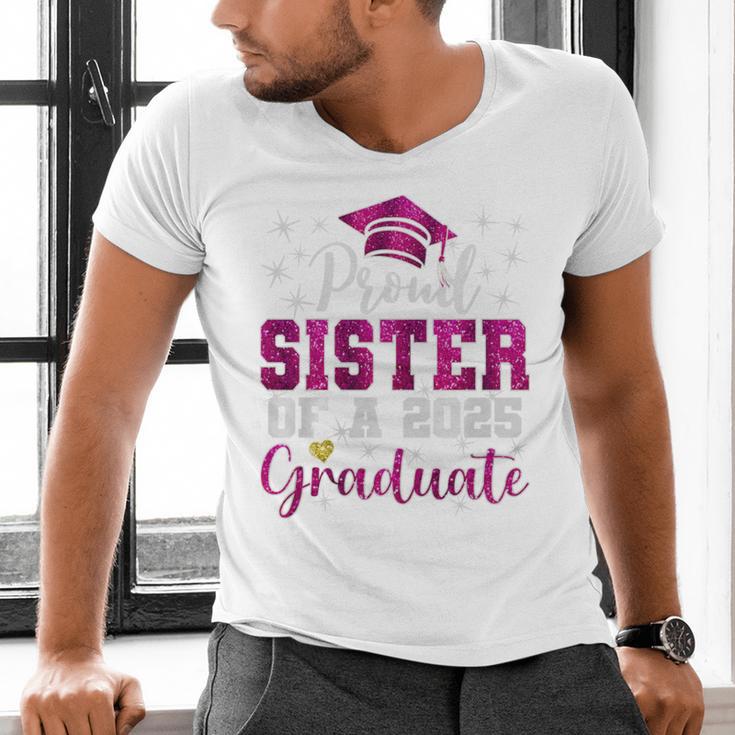 Super Proud Sister Of 2025 Graduate Senior Graduation Family Premium Tri-Blend Men's V-Neck T-Shirt