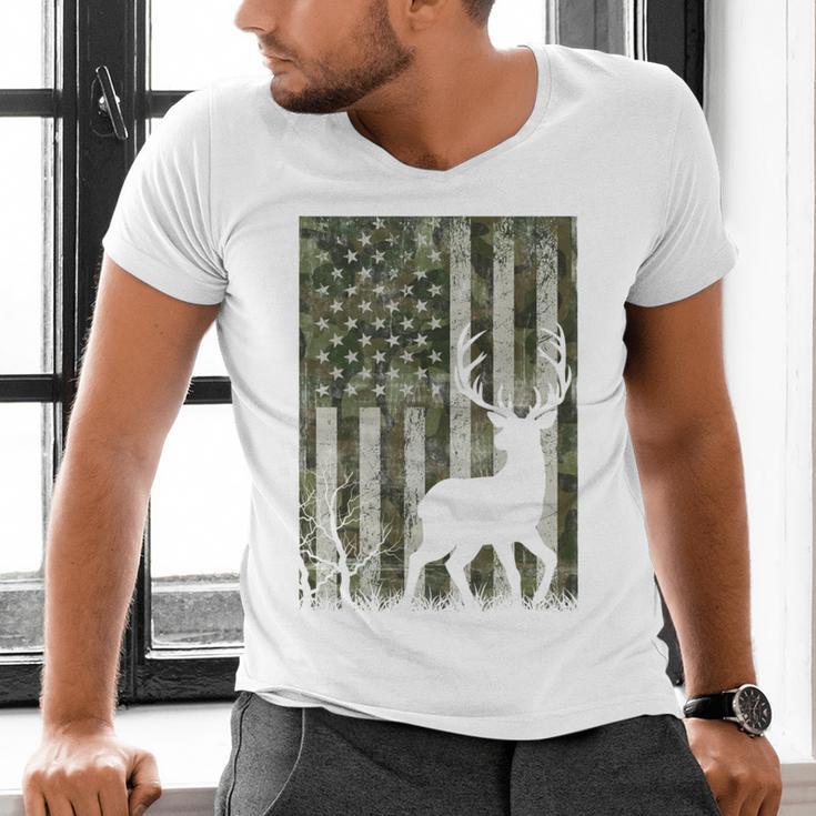 US Flag Deer Elk Buck Camoflage Hunting Hunter Dad Grandpa Men's V-Neck T-Shirt US Flag Deer Elk Buck Camoflage Hunting Hunter Dad Grandpa Men's V-Neck T-Shirt