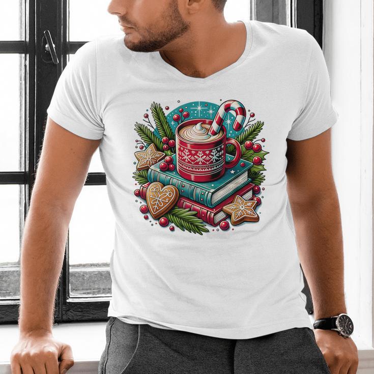 Vintage Cozy Winter Hot Cocoa Books Gingerbread Book Lovers Men's V-Neck T-Shirt