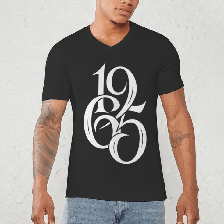 1965 Vintage Retro Birthday Year Nostalgia Men's V-Neck T-Shirt