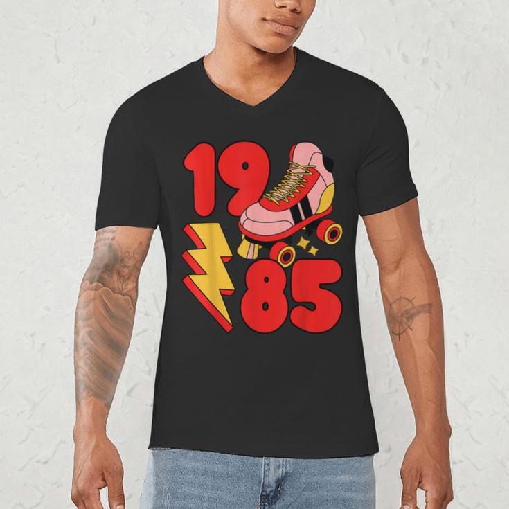 1985 Retro Roller Skate Vintage 80s Nostalgia Collector Men's V-Neck T-Shirt