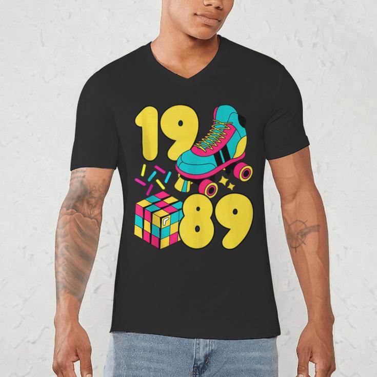 1989 Retro Raised In The 80s Old School Nostalgia Vibes Men's V-Neck T-Shirt