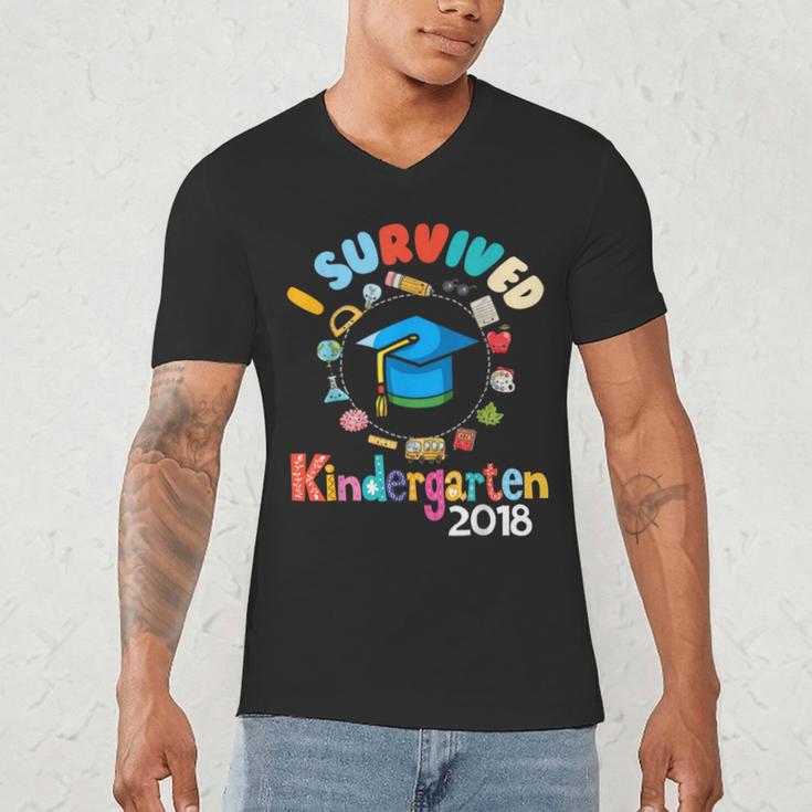 2018 Kindergarten Graduation Graduate Boys Girls Shirt Men's V-Neck T-Shirt