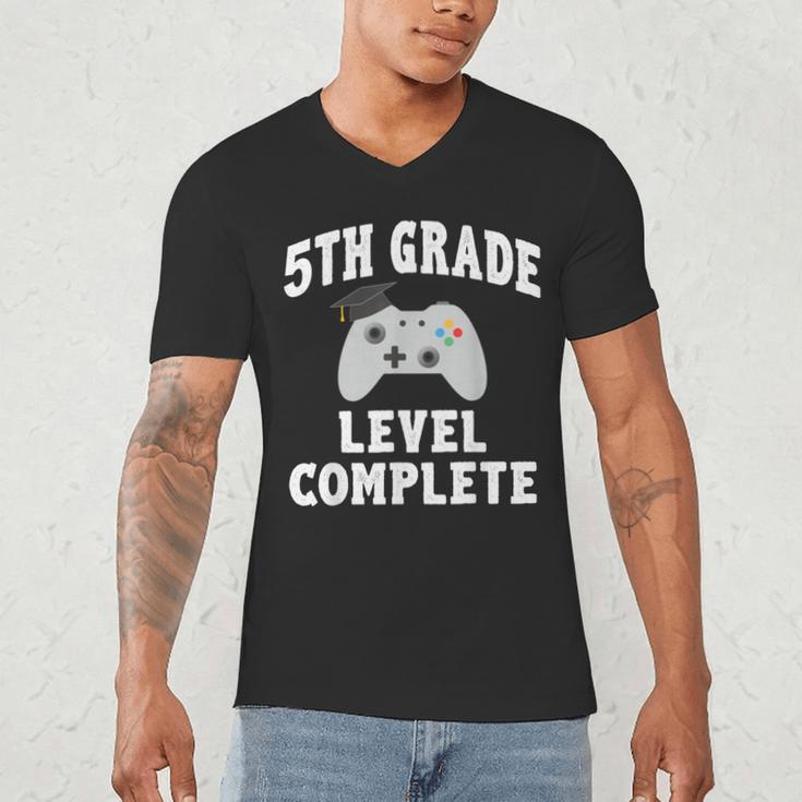 5th Grade Level Complete Gamer Class Of 2025 Graduation Men's V-Neck T-Shirt