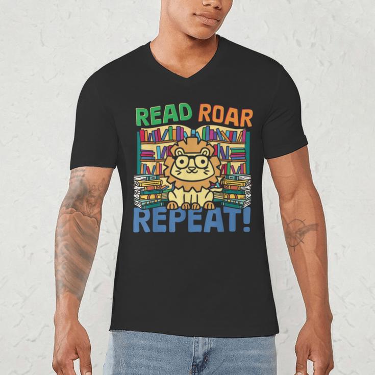 Animals Read Reading Book Library First Day Of School Kids Men's V-Neck T-Shirt Animals Read Reading Book Library First Day Of School Kids Men's V-Neck T-Shirt