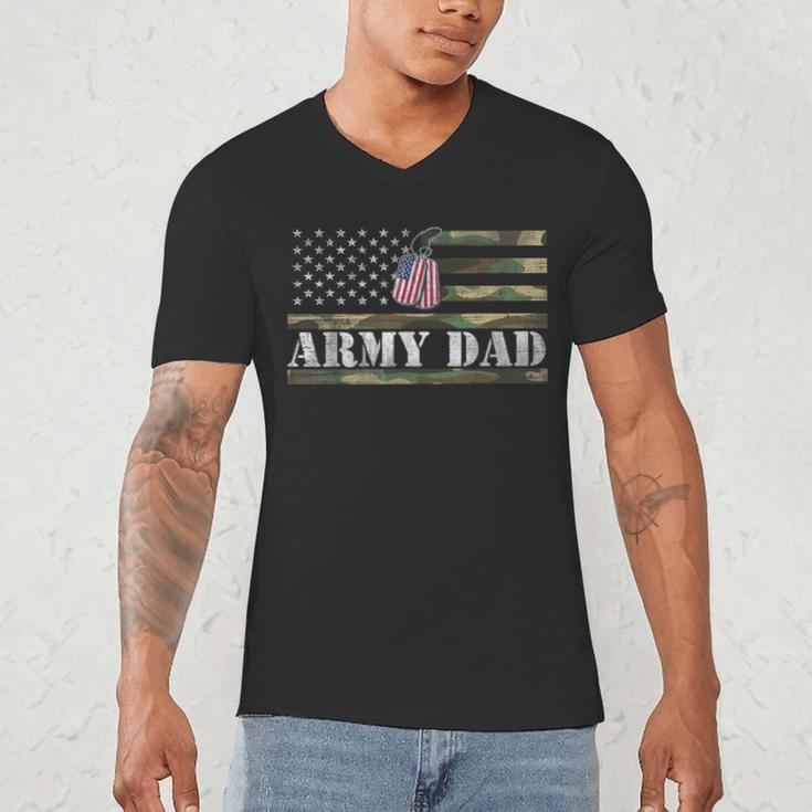 Army Dad With American Flag Camo For Veteran Day Women Kids Men Men's V-Neck T-Shirt