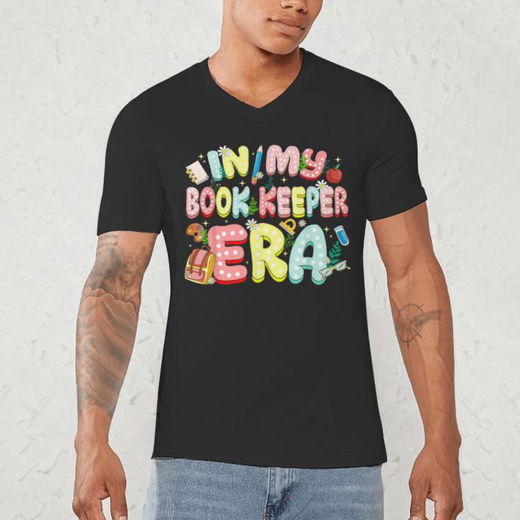 In My Book Keeper Era Librarian School Men's V-Neck T-Shirt