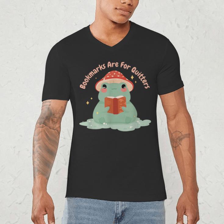 Bookmarks Are For Quitters Frog Reading Book Graphic Men's V-Neck T-Shirt