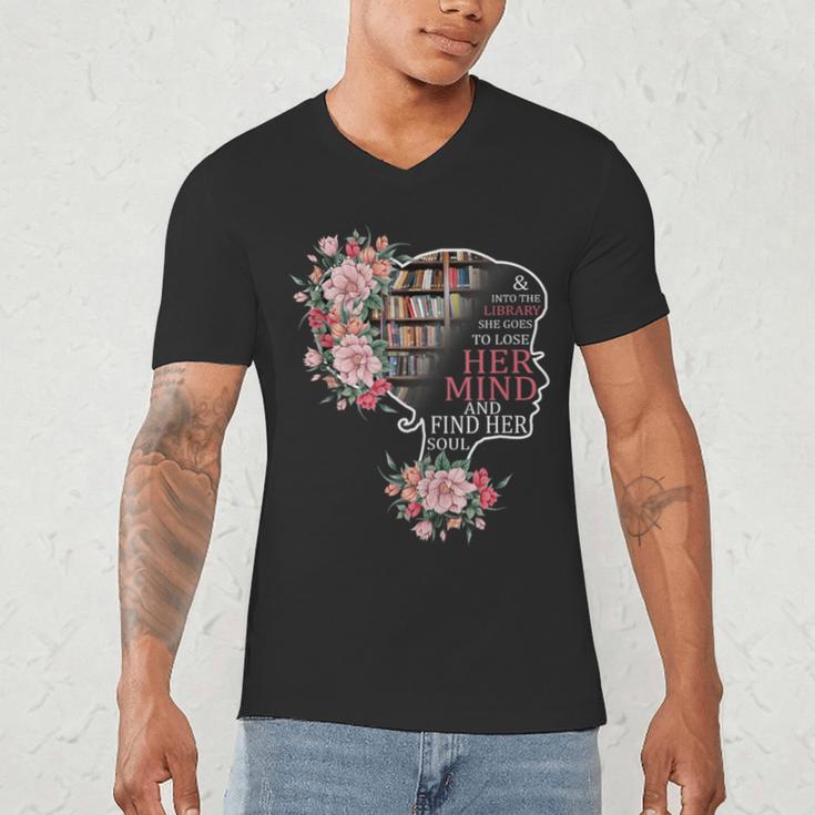 Bookworm Book Reader Book Nerd Book Reading Lover Men's V-Neck T-Shirt