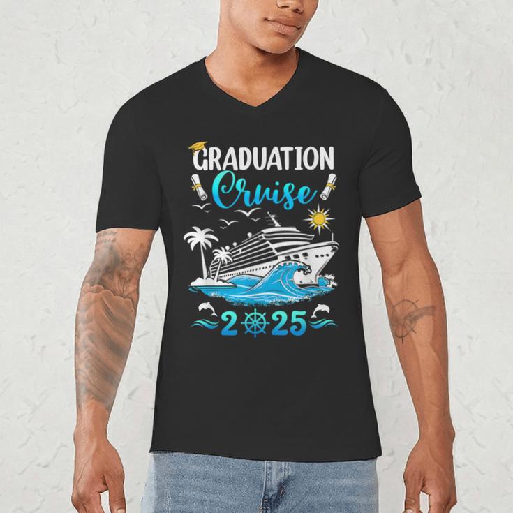 Class Of 2025 Graduation Cruise Senior Graduates Vacation Men's V-Neck T-Shirt