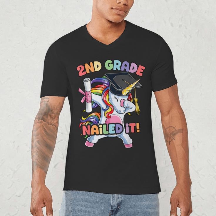Dabbing 2nd Grade Unicorn Graduation Class Of 2021 Nailed It Men's V-Neck T-Shirt