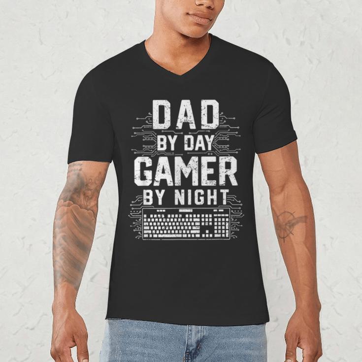 Dad By Day Gamer By Night PC Gaming Gift Men's V-Neck T-Shirt