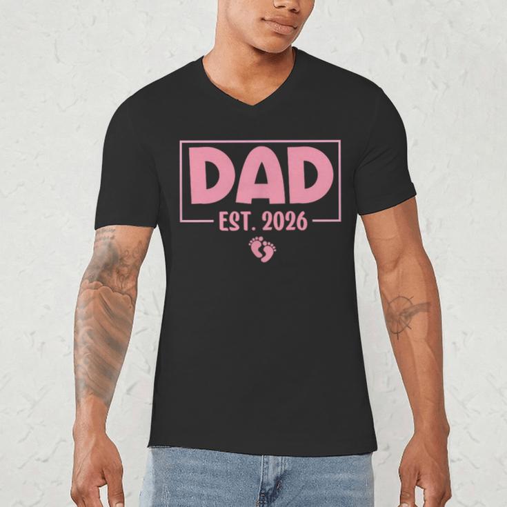 Dad Est 2026 Logo Daddy 2026 Soon To Be New Father 2026 Men's V-Neck T-Shirt