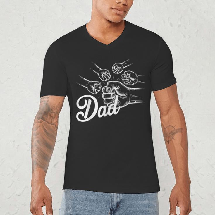 Dad Of Four Toddler Kids Fathers Day Fist Bump Family Men's V-Neck T-Shirt