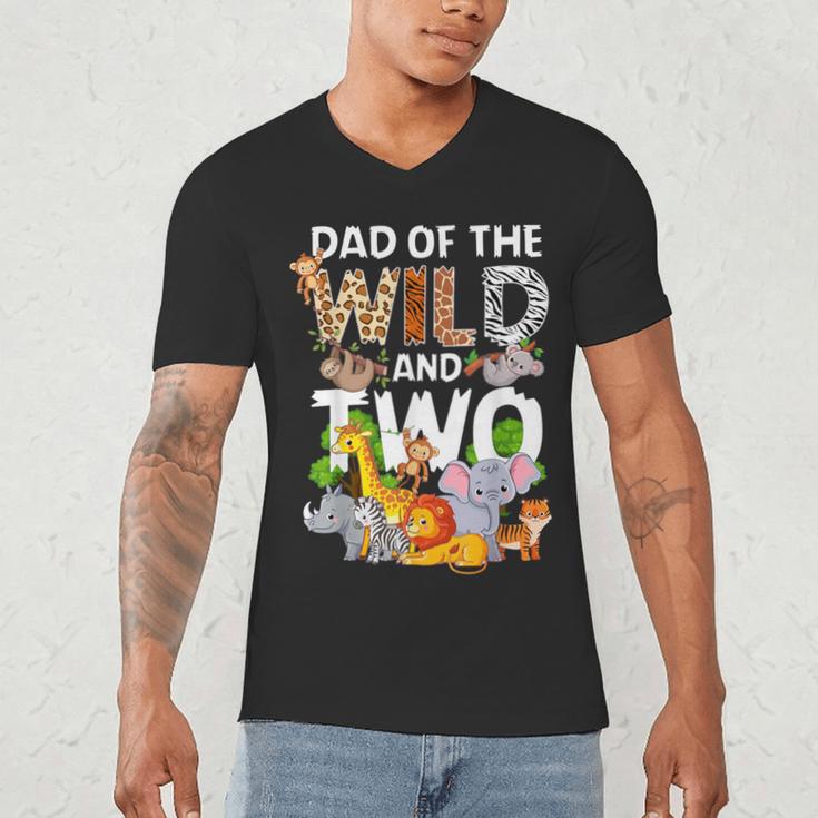 Dad Of The Wild Two Zoo 2nd Birthday Safari Jungle Animal Men's V-Neck T-Shirt