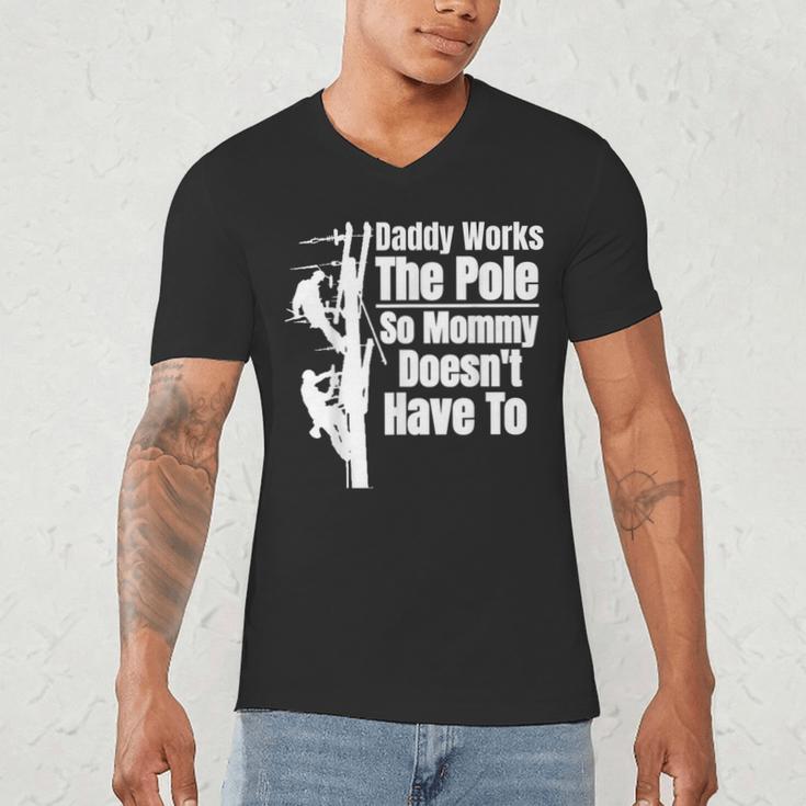 Dads Electrical Lineman Gear Husband & Lineman Wife Men's V-Neck T-Shirt