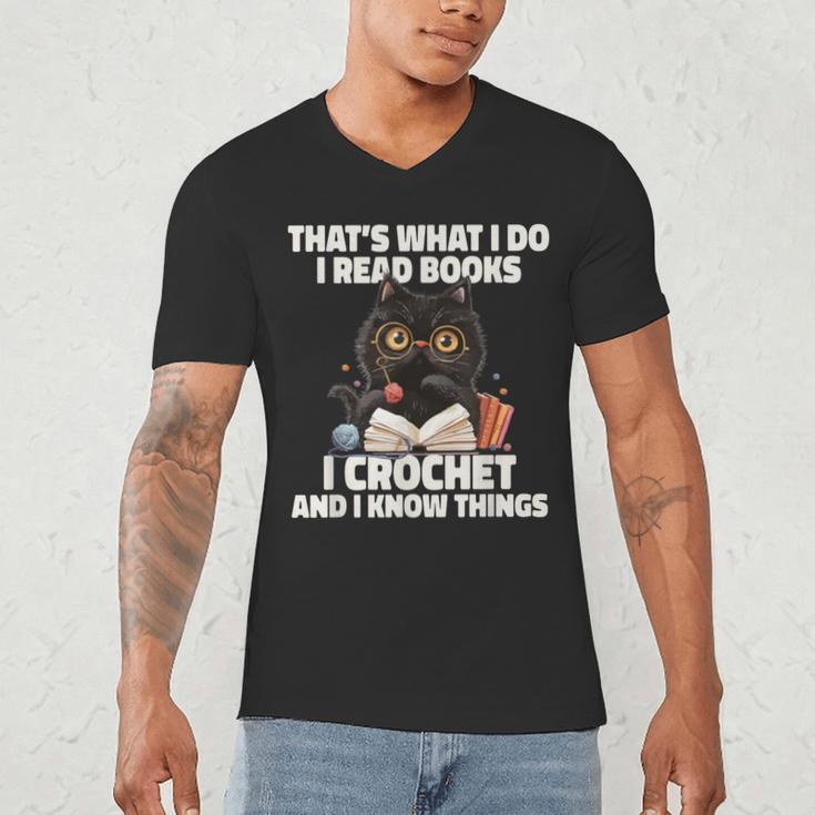 Das Ist Es Was Ich Tue Ich Lese Books Crochet And Men's V-Neck T-Shirt