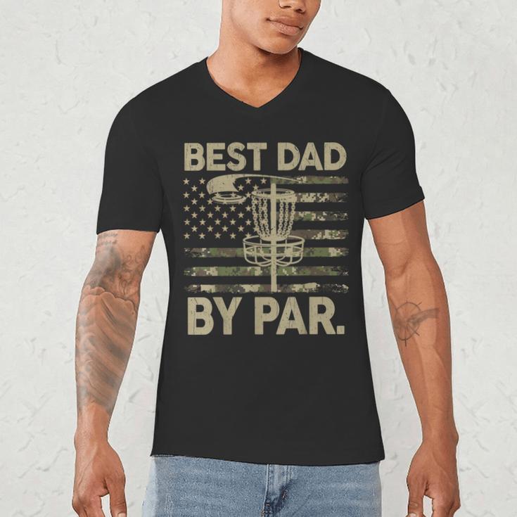 Disc Golf Frisbee Best Dad Par Camo US Flag Golfer Men's V-Neck T-Shirt