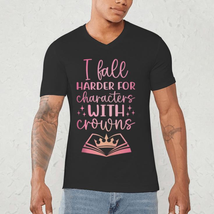 I Fall For The Characters WCrowns Fantasy Book Lover Tee Men's V-Neck T-Shirt I Fall For The Characters WCrowns Fantasy Book Lover Tee Men's V-Neck T-Shirt
