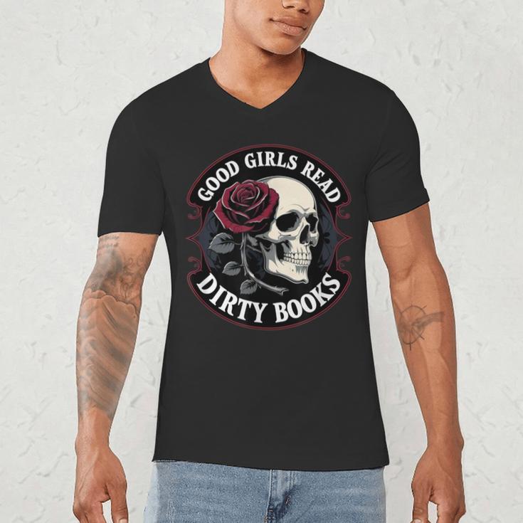 Good Girls Read Dirty Books Smut Reader Dark Romance Skull Men's V-Neck T-Shirt