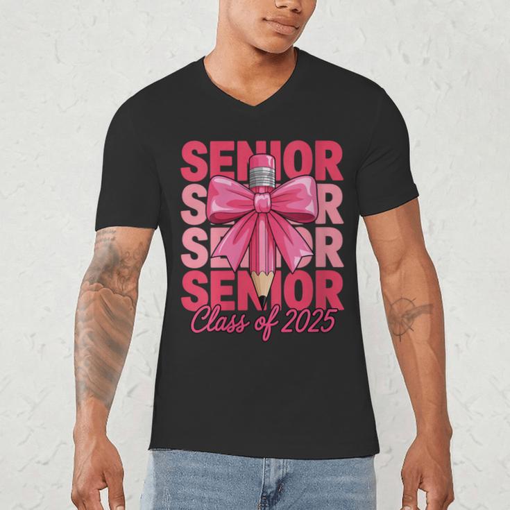 Graduate 2025 For Senior 2025 Graduation Coquette Pink Bow Men's V-Neck T-Shirt