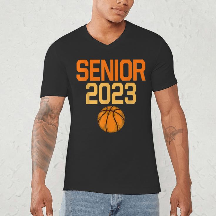 Graduate Senior Class 2023 Basketball Player Graduation Grad Men's V-Neck T-Shirt