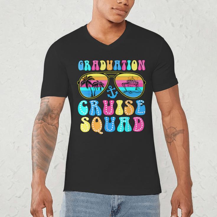Graduation Cruise Squad Class Of 2025 Vacation Family Grad Men's V-Neck T-Shirt
