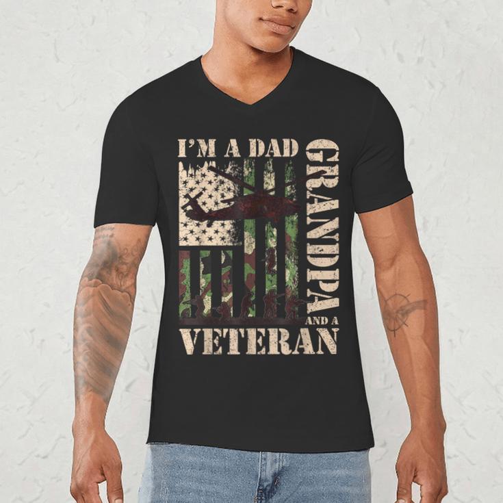 Grandpa Veteran Fathers Day Dad Veteran Camo American Flag Men's V-Neck T-Shirt