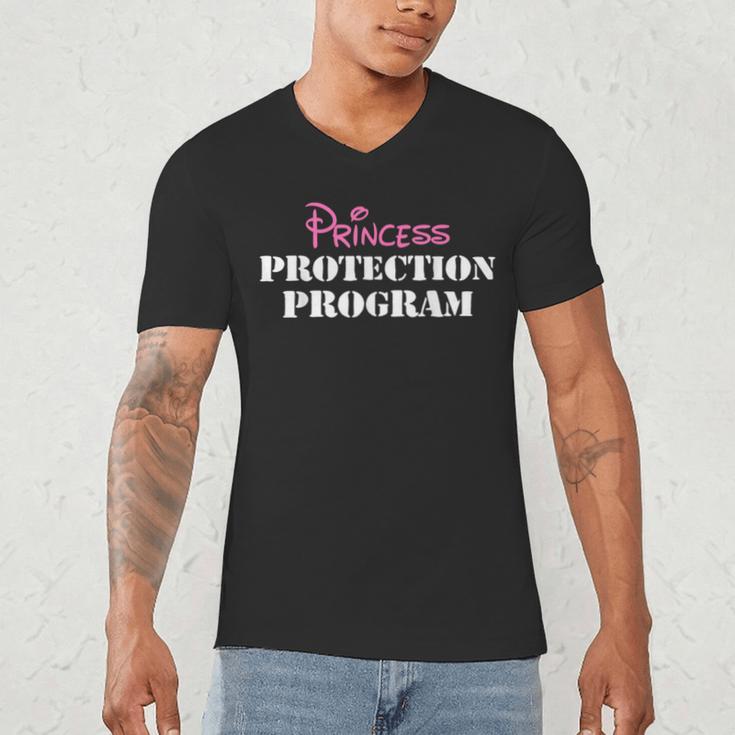Halloween Dad Mom Daughter Adult Costume Princess Security Men's V-Neck T-Shirt Halloween Dad Mom Daughter Adult Costume Princess Security Men's V-Neck T-Shirt