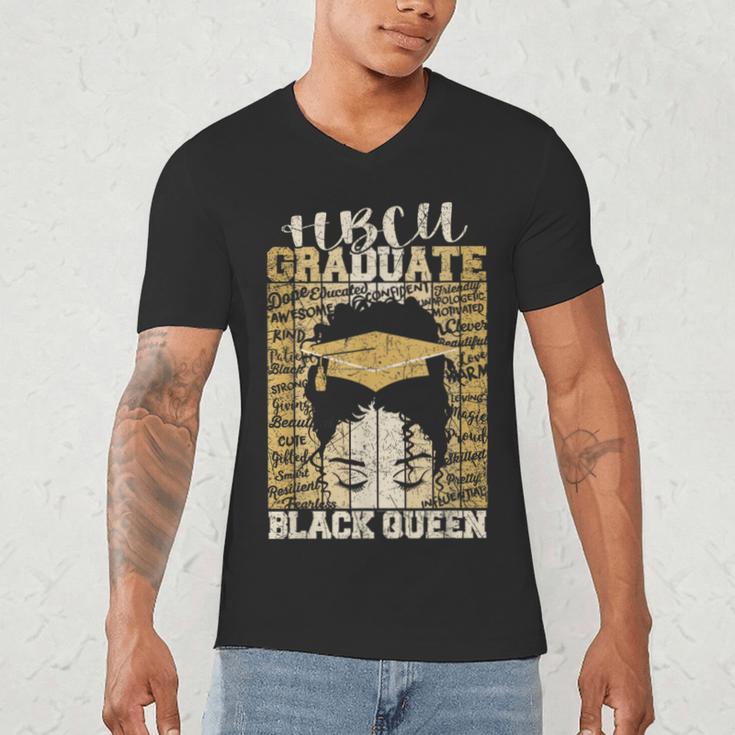 HBCU Historical College Alumni Queen Graduation 2024 Men's V-Neck T-Shirt