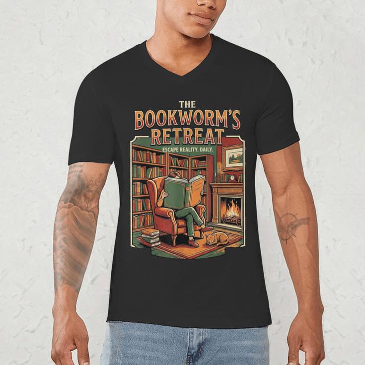 Introvert Book Lover The Bookworm's Retreat Men's V-Neck T-Shirt