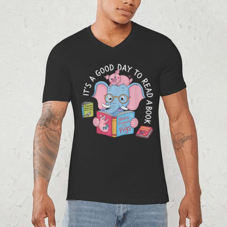 Its A Good Day To Read A Book Cute Elephant And Pig Edition Men's V-Neck T-Shirt Its A Good Day To Read A Book Cute Elephant And Pig Edition Men's V-Neck T-Shirt