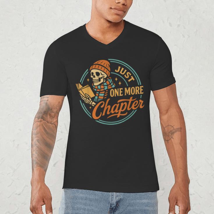 Just One More Chapter Skeleton Reading Book Scaft Beanie Men's V-Neck T-Shirt