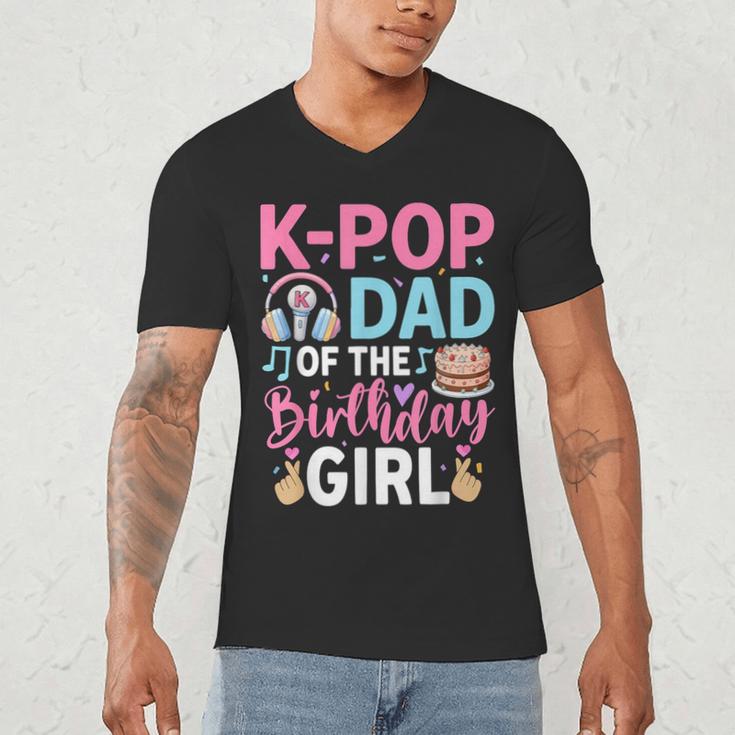 K-Pop Dad Of The Birthday Girl Men's V-Neck T-Shirt