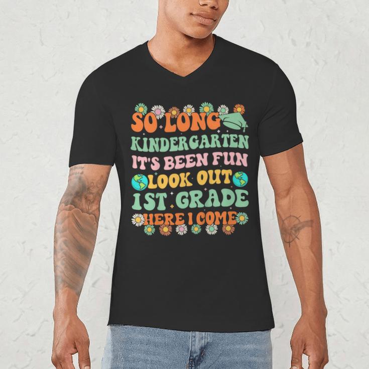 Kids So Long Kindergarten 1st Grade Here I Come Graduation Groovy Men's V-Neck T-Shirt