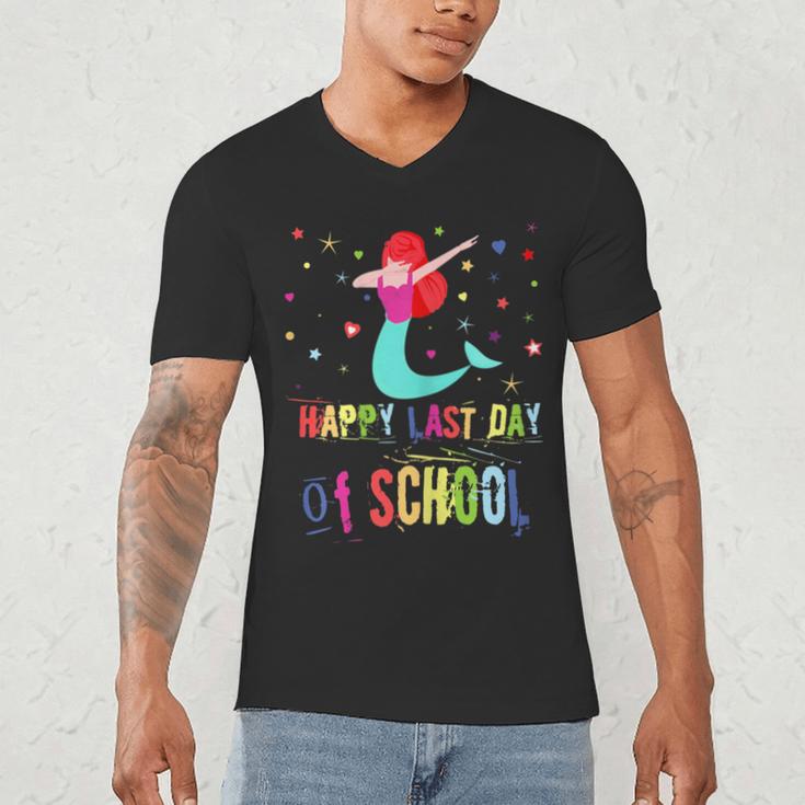 Last Day Of School T-Shirt Graduation 2018 Shirt Men's V-Neck T-Shirt