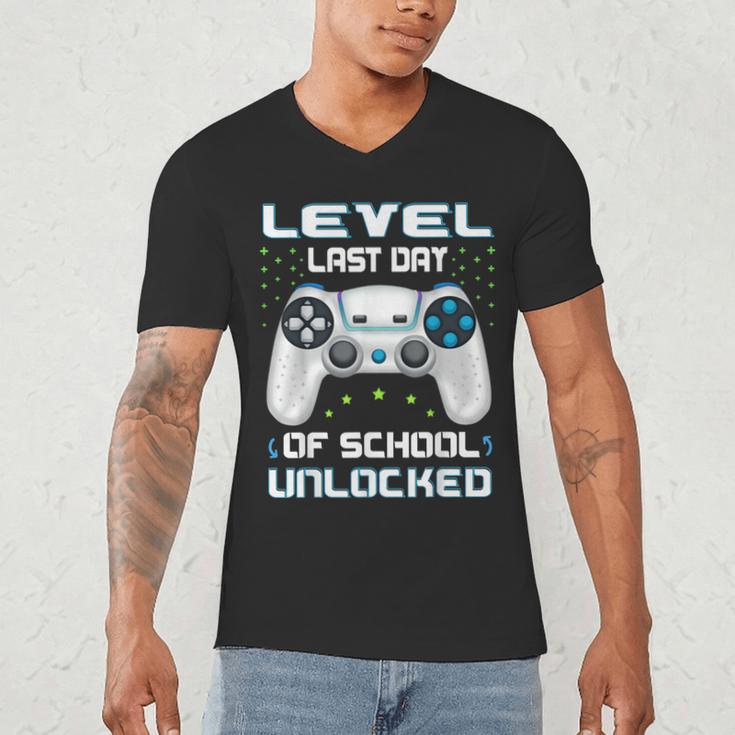 Last Days Of School Graduation Kindergarten Gamer Boys Kids Men's V-Neck T-Shirt
