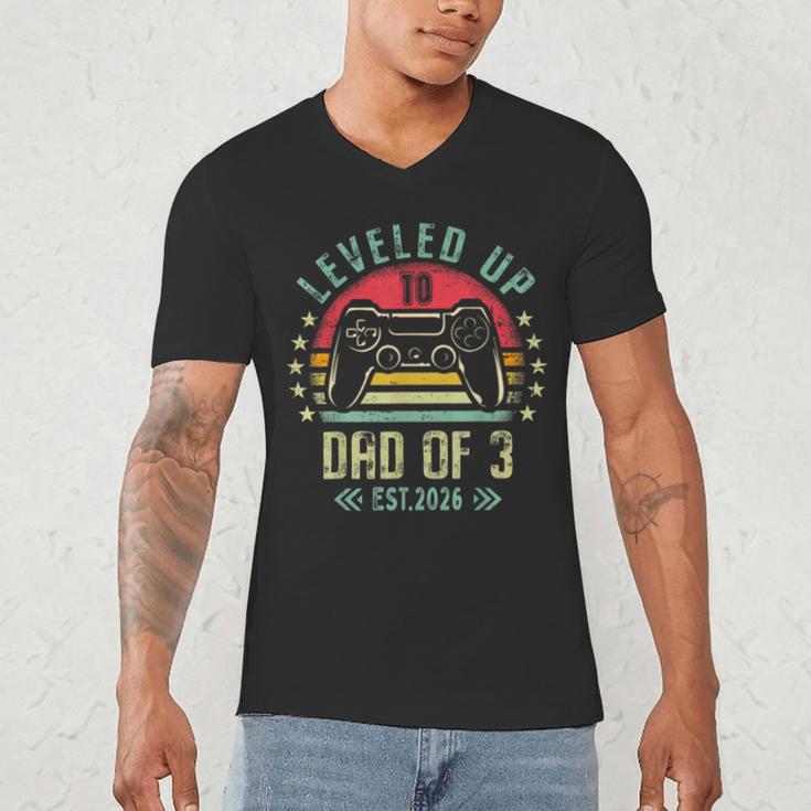 I Leveled Up To Dad Of 3 2026 Promoted To Dad Of Three Kids Men's V-Neck T-Shirt