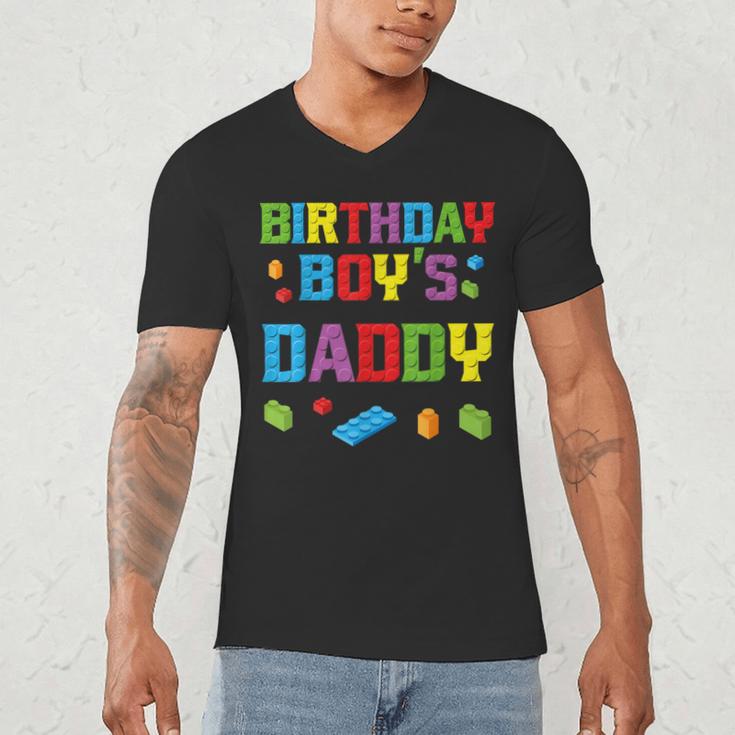 Master Builder Birthday Boy's Daddy Building Bricks Blocks Men's V-Neck T-Shirt