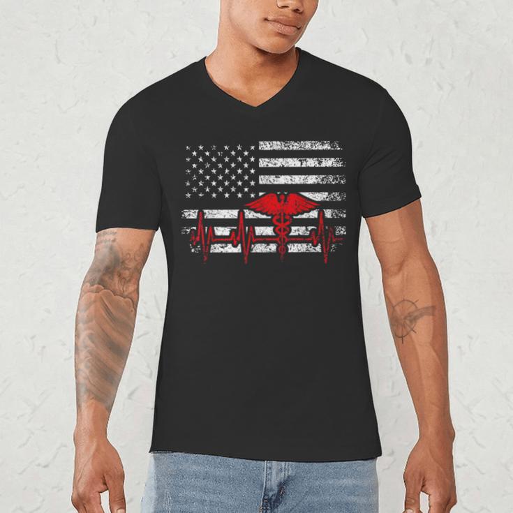 Nurse 2018 American Flag Tee Nursing School Graduation Men's V-Neck T-Shirt